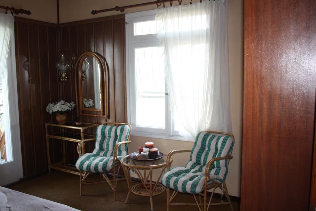Lefka Apartment Hanioti Bagian luar foto