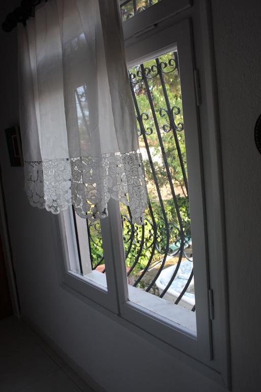 Lefka Apartment Hanioti Bagian luar foto