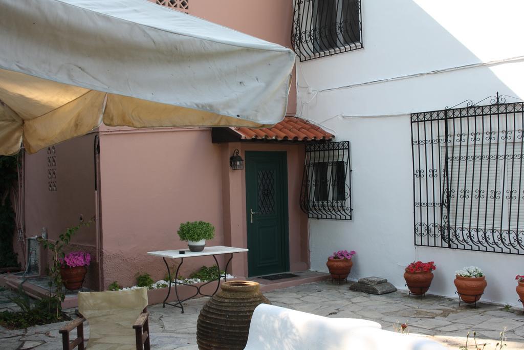 Lefka Apartment Hanioti Bagian luar foto